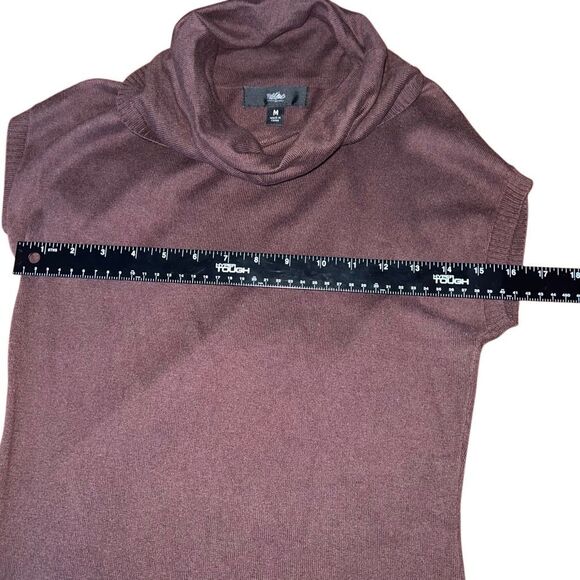 woman’s size medium sweater mossimo - Picture 3 of 3